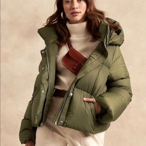 Banana Republic Water-Repellent Puffer Jacket - Never Worn, Brand NEW